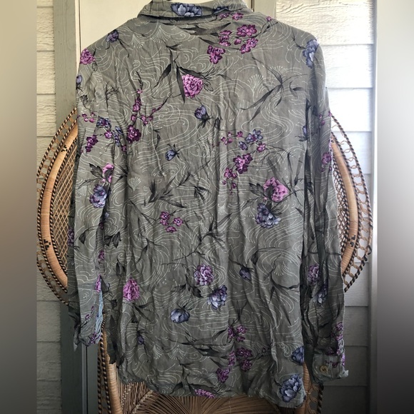 Vintage Cottagecore Green Long sleeve Button-up Blouse w/Ruffles 80s/90s - Picture 2 of 5